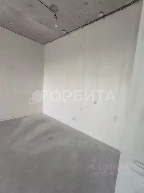 2-к кв. Тюменская область, Тюмень Амурская ул., 39 (75.1 м) - Фото 1