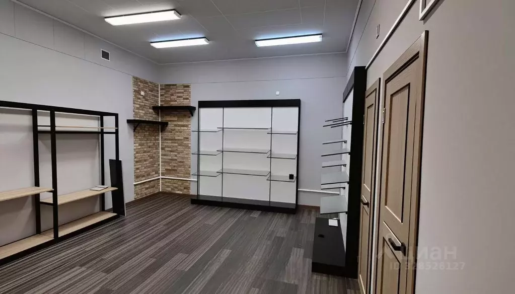 Помещение свободного назначения в Тверская область, Конаково ул. ... - Фото 1