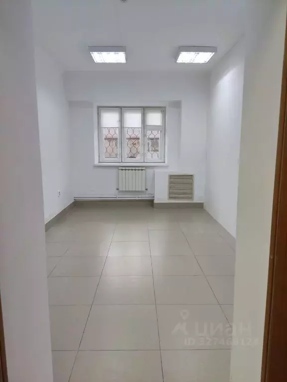 Офис в Чувашия, Чебоксары просп. Ленина, 21к1 (18 м) - Фото 1