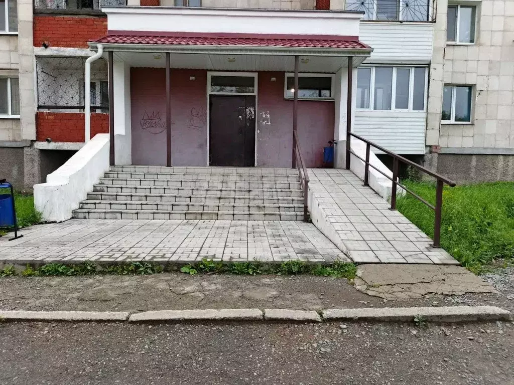 1-к кв. Свердловская область, Нижний Тагил ул. Быкова, 29 (28.3 м) - Фото 1