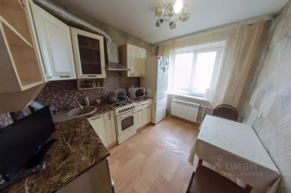 3-к кв. Курганская область, Шадринск ул. Ленина, 144 (63.8 м) - Фото 1