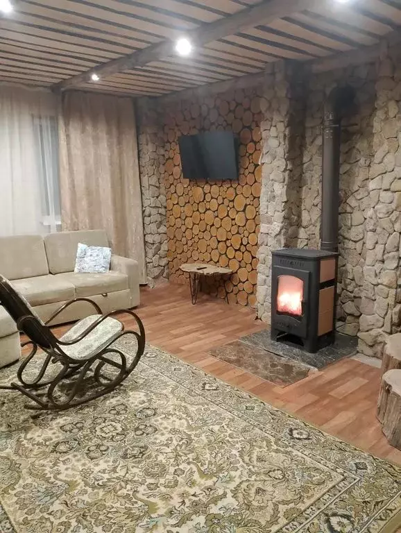 Дом в Новгородская область, Парфинский район, Федорковское с/пос, ... - Фото 1