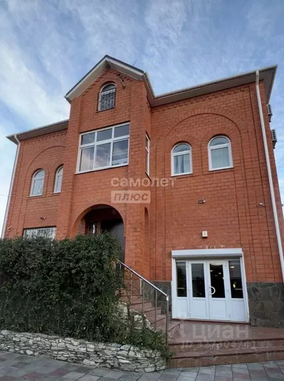 Дом в Краснодарский край, Геленджик городской округ, с. Кабардинка ул. ... - Фото 1