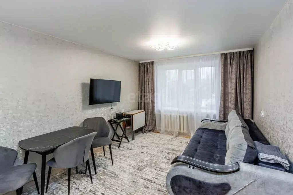 Комната Тюменская область, Тюмень Волгоградская ул., 70 (30.1 м) - Фото 1