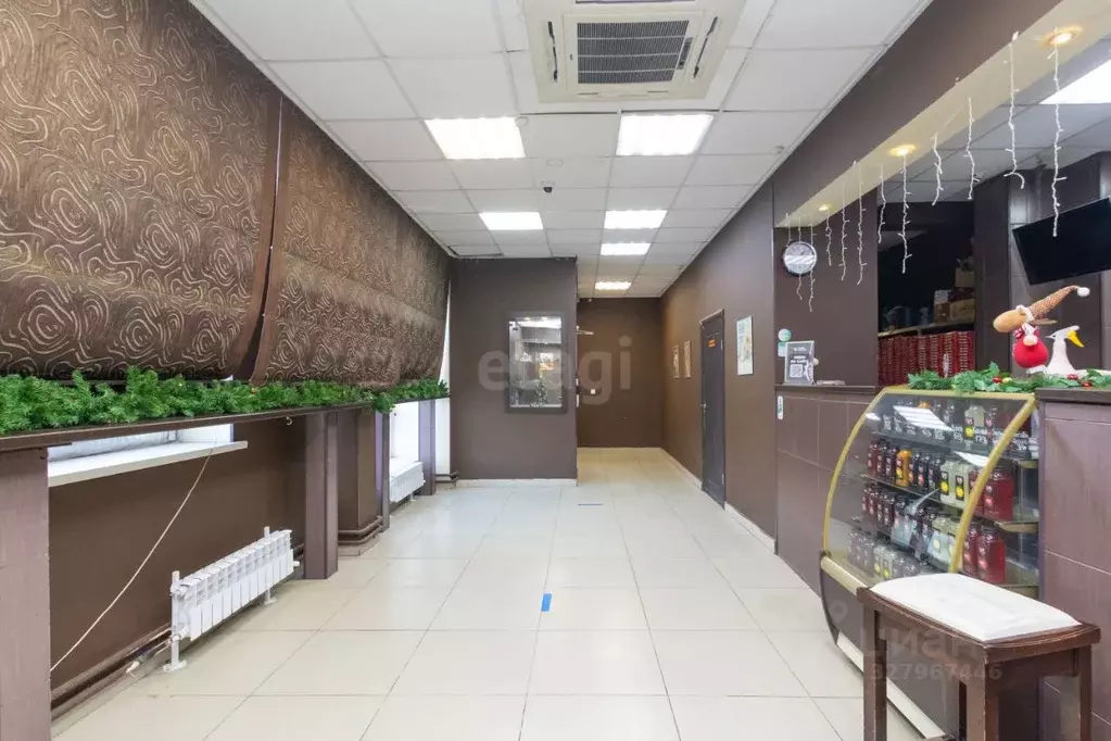 Помещение свободного назначения в Тюменская область, Тюмень ул. ... - Фото 1