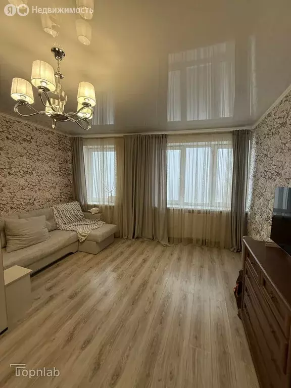 1-комнатная квартира: Калининград, улица Юрия Гагарина, 99 (47 м) - Фото 1