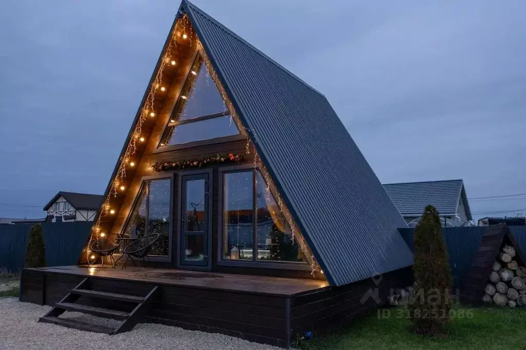 Дом в Саратовская область, Энгельсский район, Красноярское ... - Фото 1