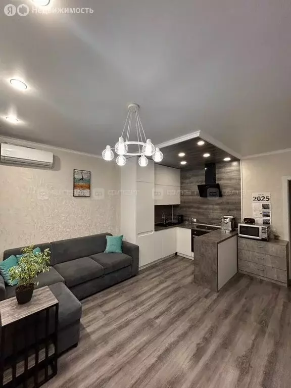 2-комнатная квартира: Казань, улица Павлюхина, 108Б (69.5 м) - Фото 2