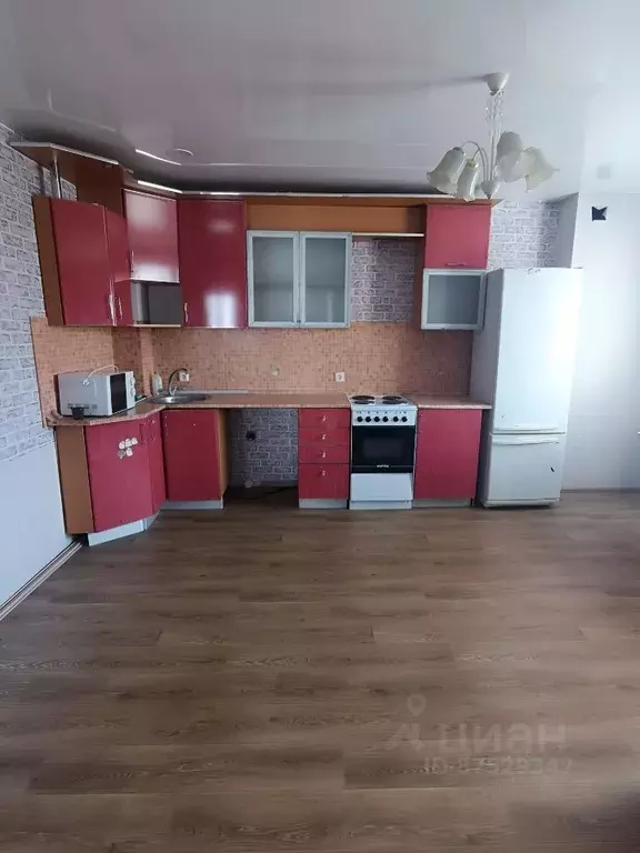 3-к кв. Башкортостан, Уфа ул. Летчика Кобелева, 3/3 (57.0 м) - Фото 0