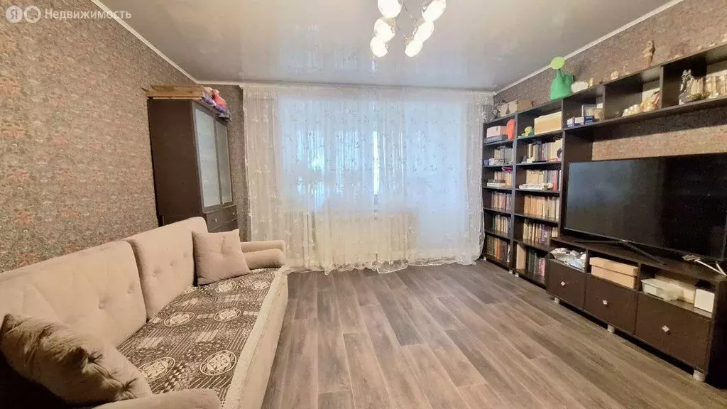 3-комнатная квартира: посёлок Берёзовка, Центральная улица, 8 (69.4 м) - Фото 1