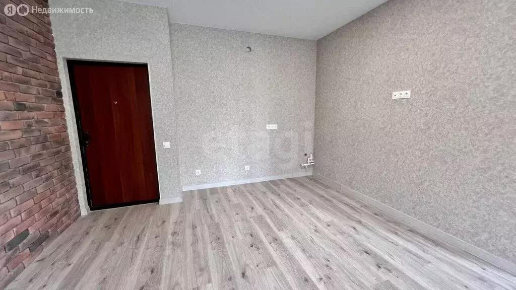 3-комнатная квартира: Курган, улица Ленина, 42 (81.5 м) - Фото 1