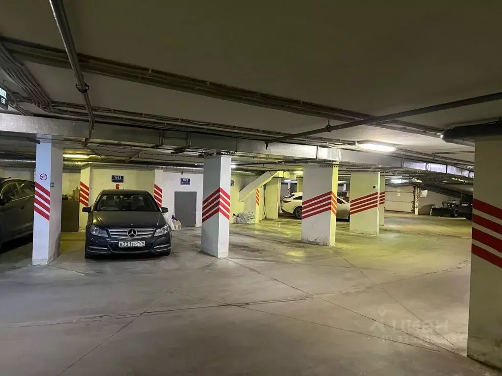Гараж в Санкт-Петербург ул. Большая Зеленина, 8к2 (16 м) - Фото 0