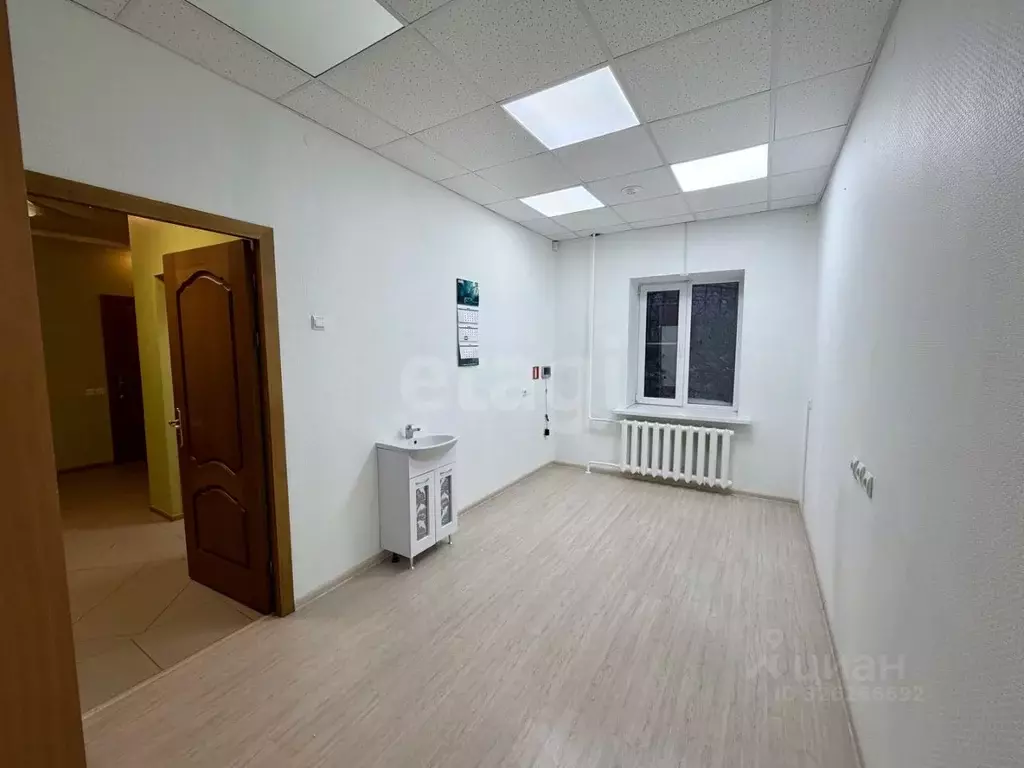 Офис в Коми, Сыктывкар ул. Оплеснина, 5 (12 м) - Фото 2