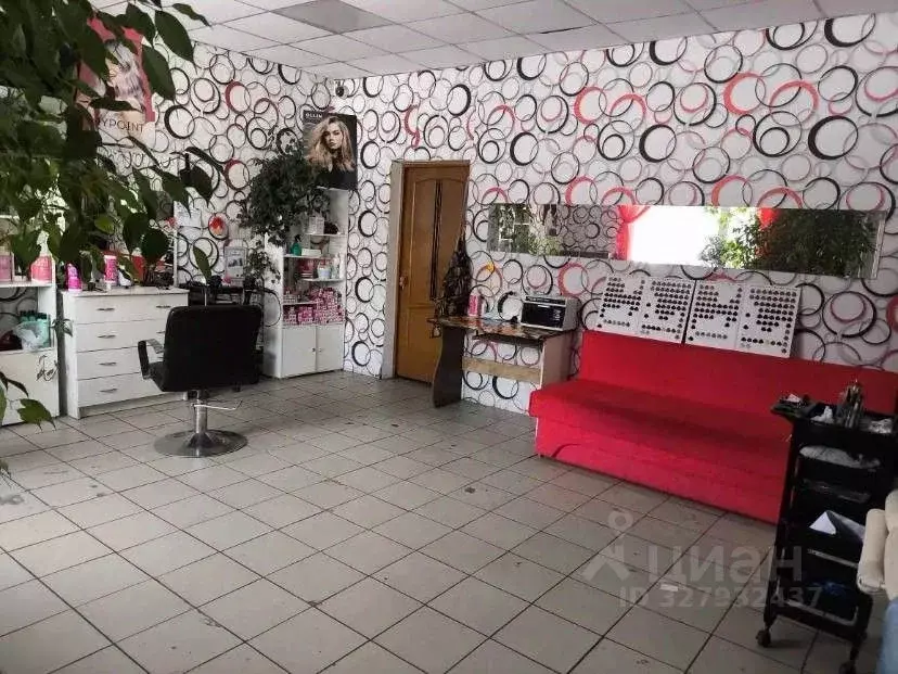 Помещение свободного назначения в Курская область, Черемисиново рп ул. ... - Фото 2