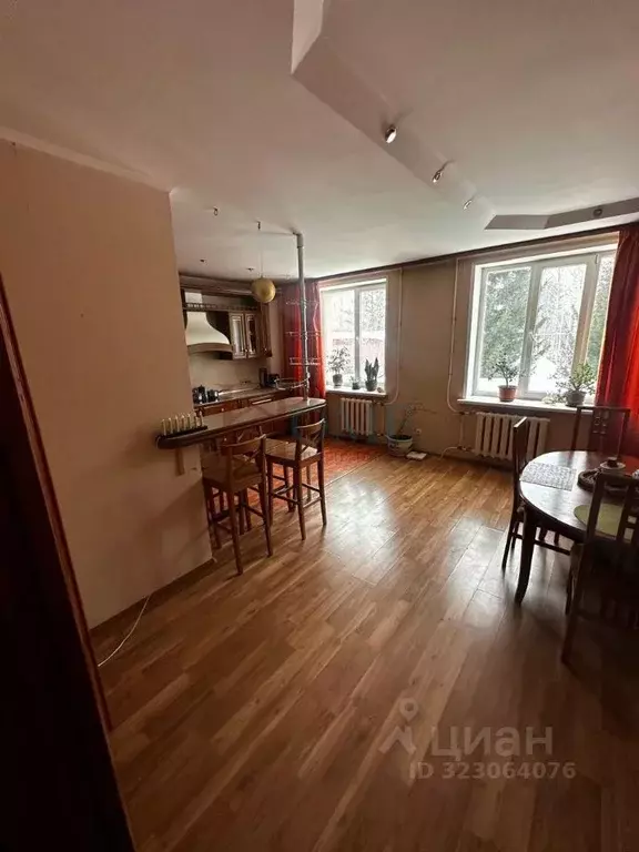 5-к кв. Новосибирская область, Новосибирск Радужная ул., 3 (270.0 м) - Фото 2