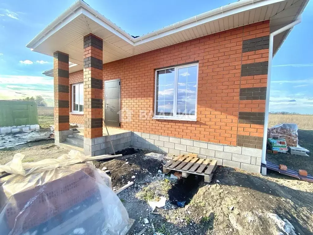 Дом в Белгородская область, Строитель Яковлевский городской округ, ул. ... - Фото 1