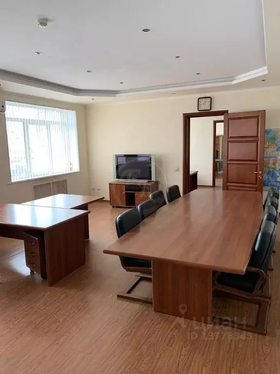 Офис в Карачаево-Черкесия, Черкесск ул. Гутякулова, 2 (132 м) - Фото 1