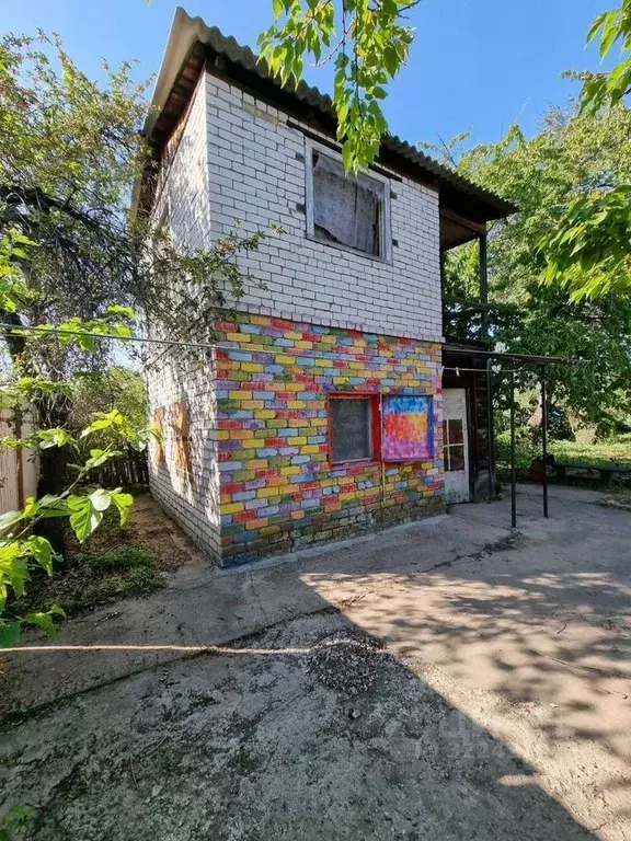 Дом в Волгоградская область, Волжский Химик СНТ, ул. 8-я Линия (36 м) - Фото 0