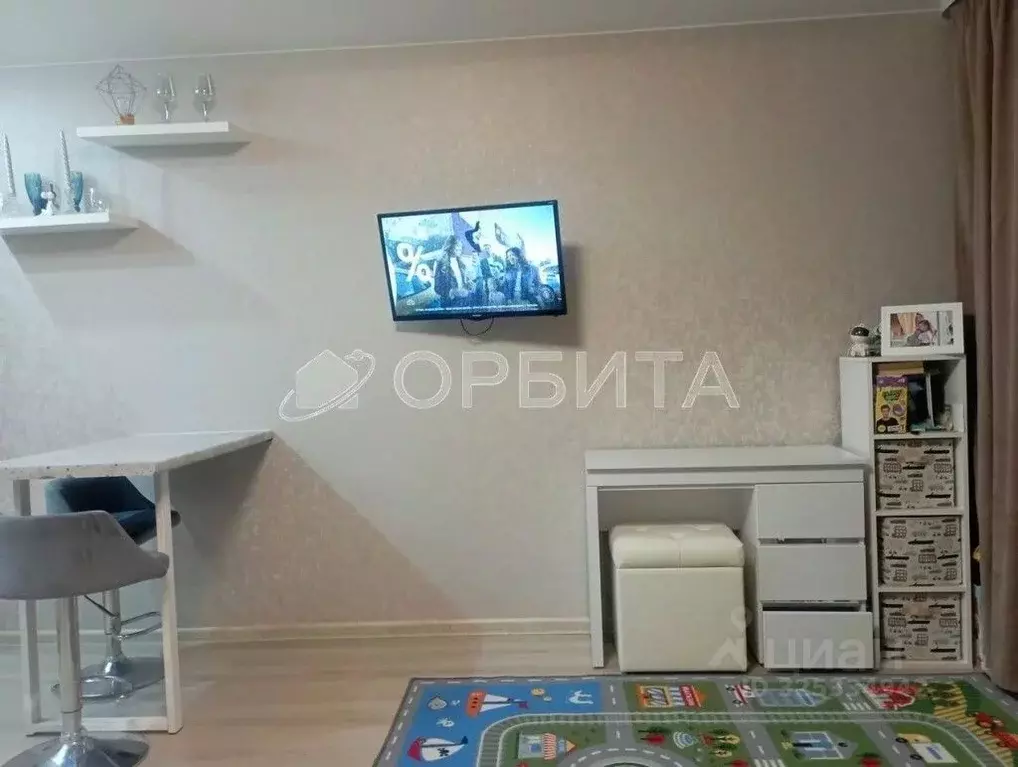 Студия Тюменская область, Тюмень Мелиораторов мкр, ул. Сидора ... - Фото 1