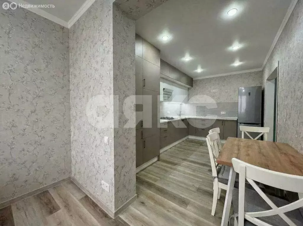 2-комнатная квартира: Батайск, Комсомольская улица, 131Ак1 (58 м) - Фото 2