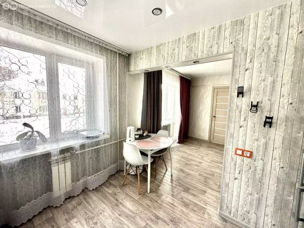 2-комнатная квартира: Ангарск, 47-й квартал, 1 (45 м) - Фото 1