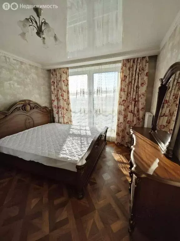 2-комнатная квартира: Тюмень, улица 50 лет Октября, 57Б (55.7 м) - Фото 2