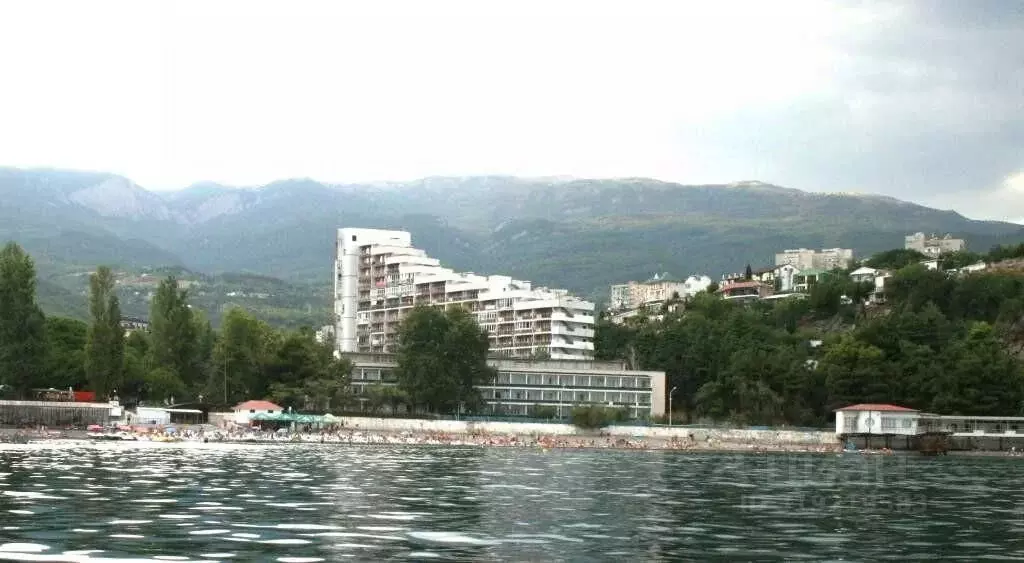 1-к кв. Крым, Алушта муниципальный округ, Партенит пгт ул. Санаторная ... - Фото 0