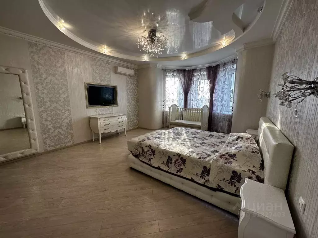 3-к кв. Хабаровский край, Хабаровск ул. Дзержинского, 52 (130.0 м) - Фото 0