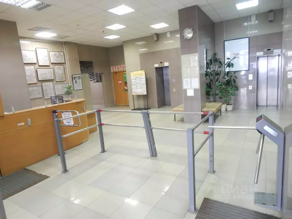 Офис в Свердловская область, Екатеринбург ул. Луначарского, 81 (18 м) - Фото 2