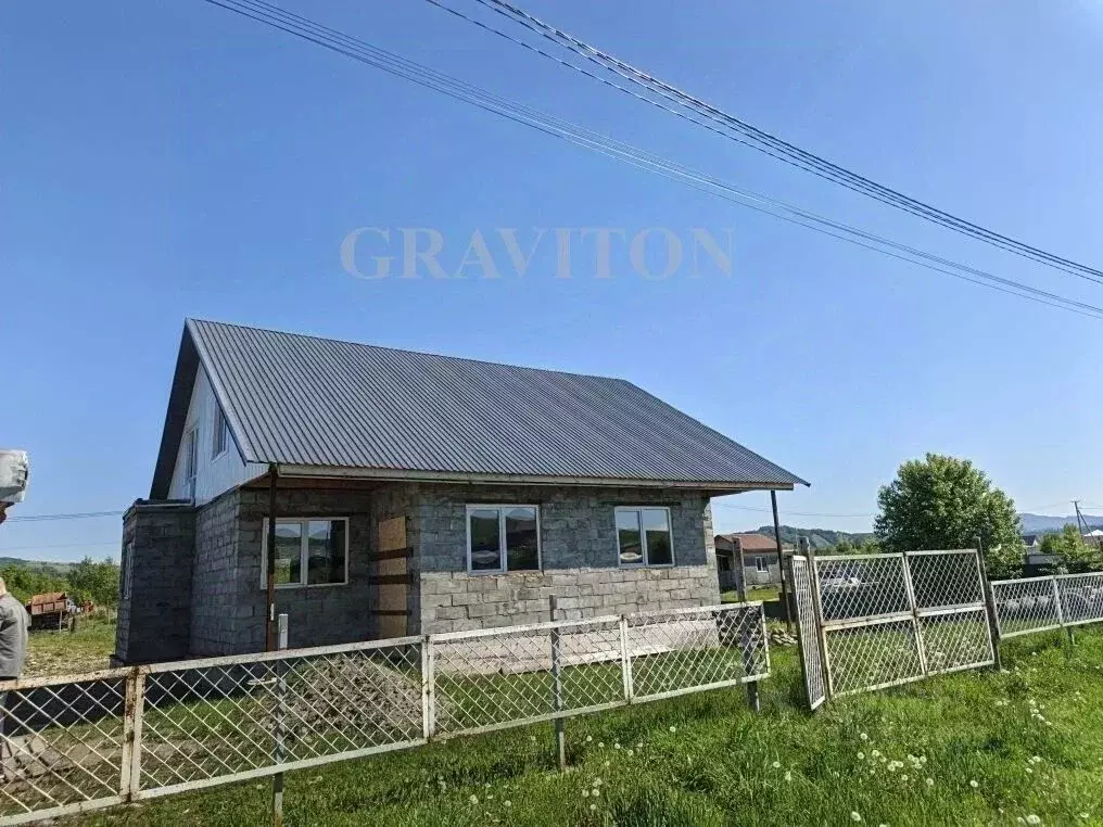 Дом в Алтай, Майминский район, с. Подгорное ул. Катунская (177 м) - Фото 1