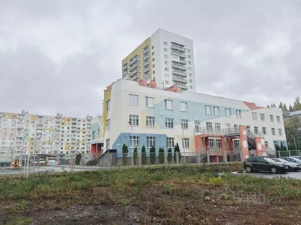 3-к кв. Саратовская область, Саратов Омская ул., 3а (63.2 м) - Фото 1