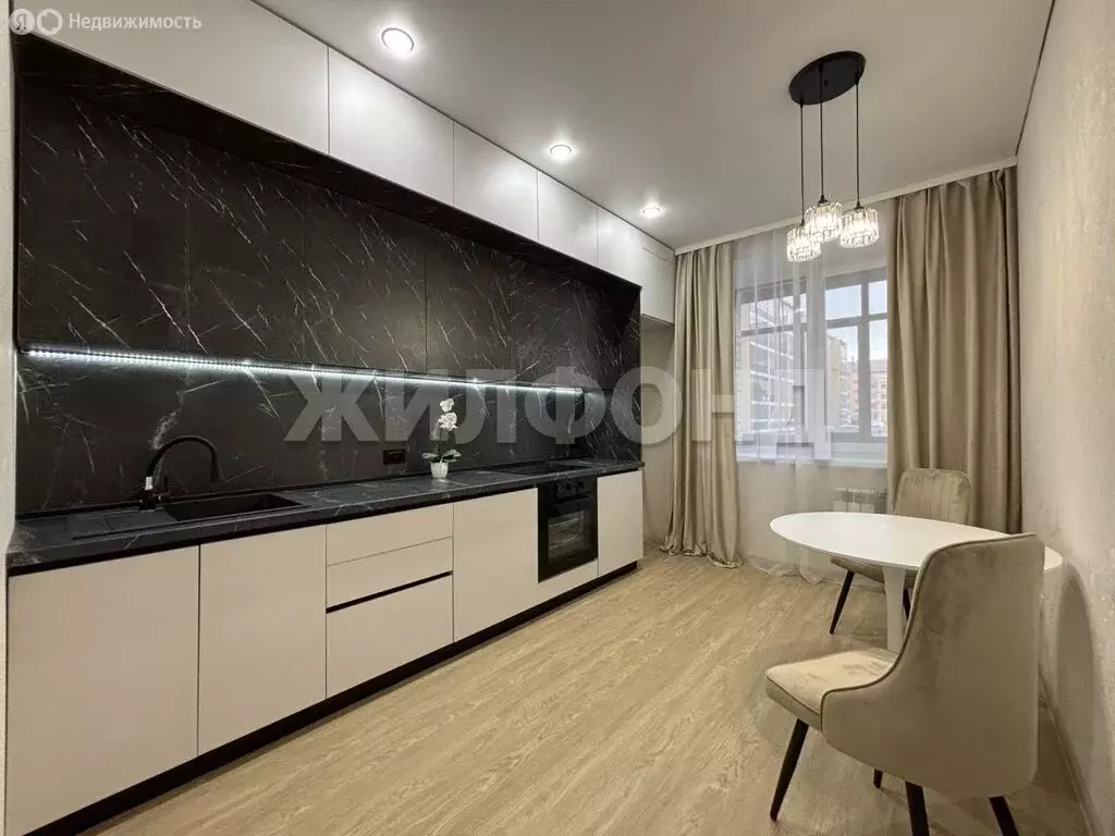 1-комнатная квартира: Абакан, улица Авиаторов, 5 (45 м) - Фото 1