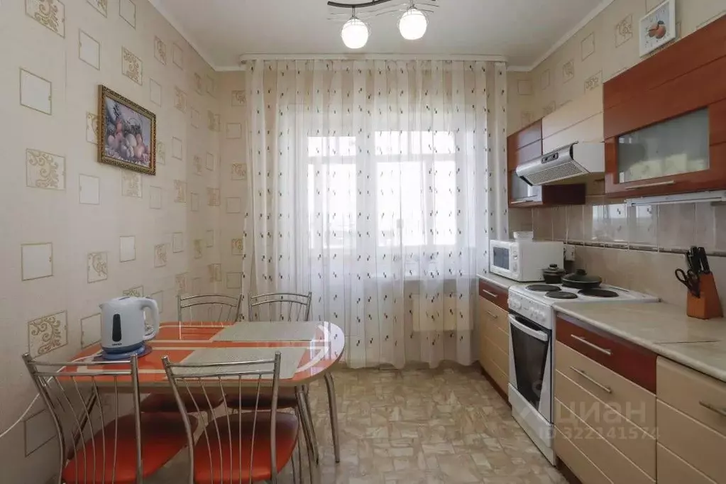 3-к кв. Иркутская область, Иркутск Университетский мкр, 80 (72.0 м) - Фото 0