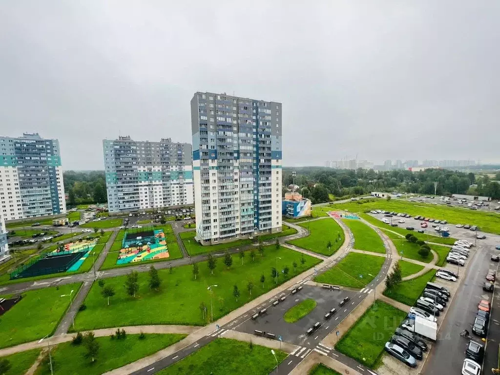 2-к кв. Санкт-Петербург ул. Корнея Чуковского, 3к3 (58.0 м) - Фото 0