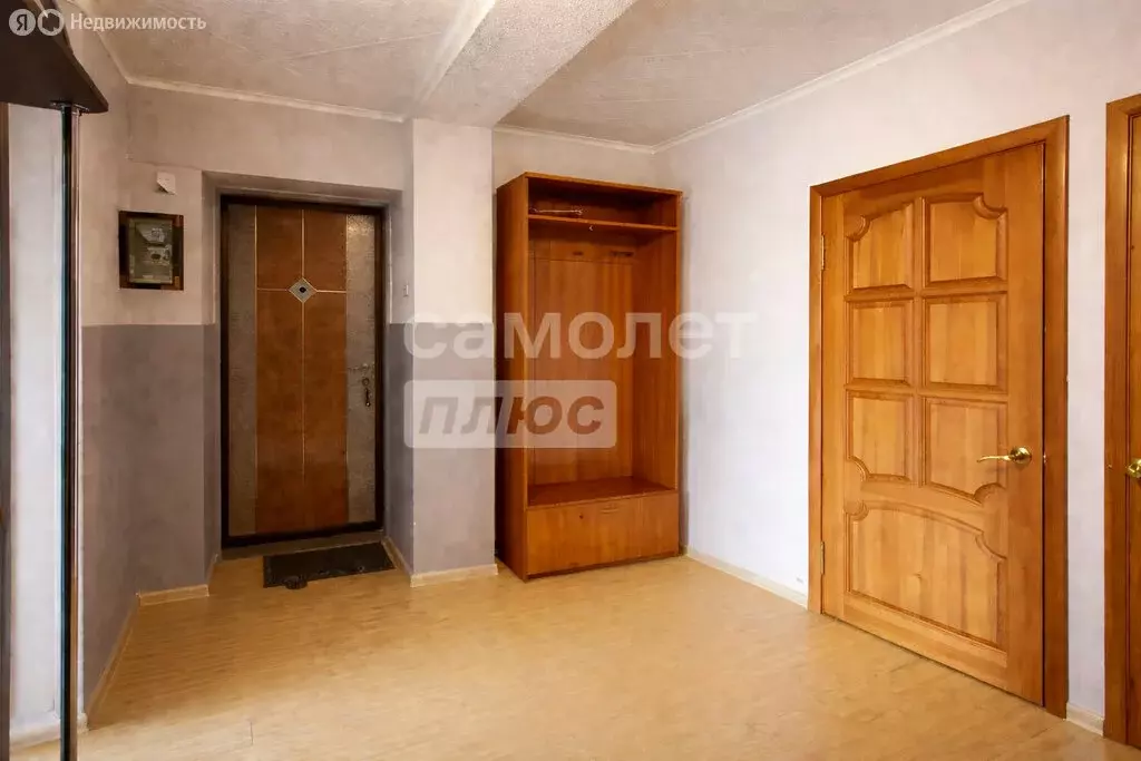 3-комнатная квартира: Приморско-Ахтарск, улица 50 лет Октября, 40 ... - Фото 1