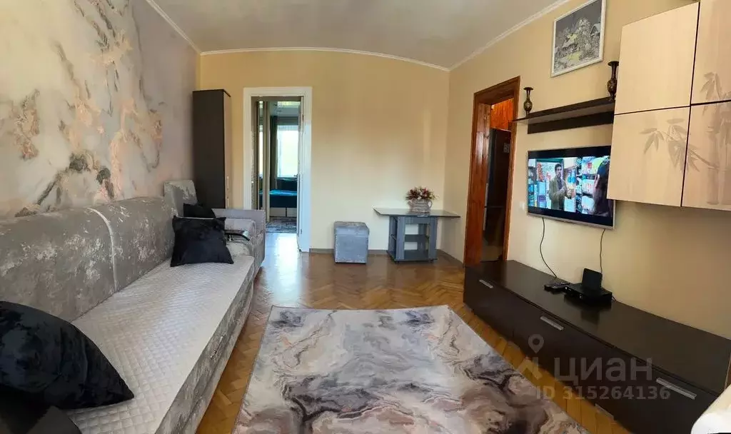 2-к кв. Краснодарский край, Сочи Гагарина мкр, бул. Цветной, 8 (43.0 ... - Фото 0