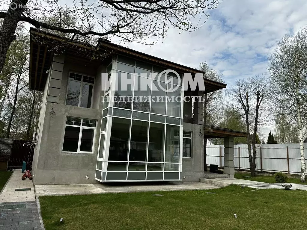 Дом в деревня Ватутинки, СНТ Искра-3, Тихая улица, 358 (350 м) - Фото 1