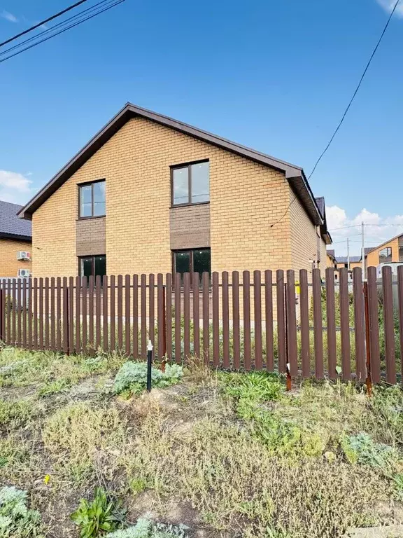 Таунхаус в Оренбургская область, Оренбургский район, с. Ивановка, ... - Фото 1