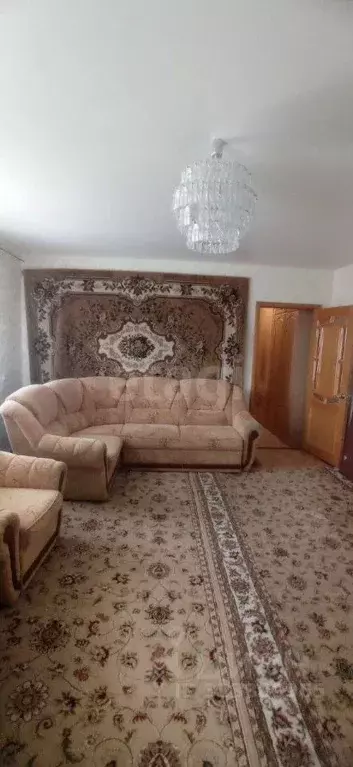 3-к кв. Воронежская область, Воронеж ул. Кирова, 3 (61.5 м) - Фото 0