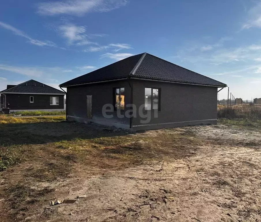 Дом в Брянская область, Брянский район, с. Глинищево ул. Главная (115 ... - Фото 1