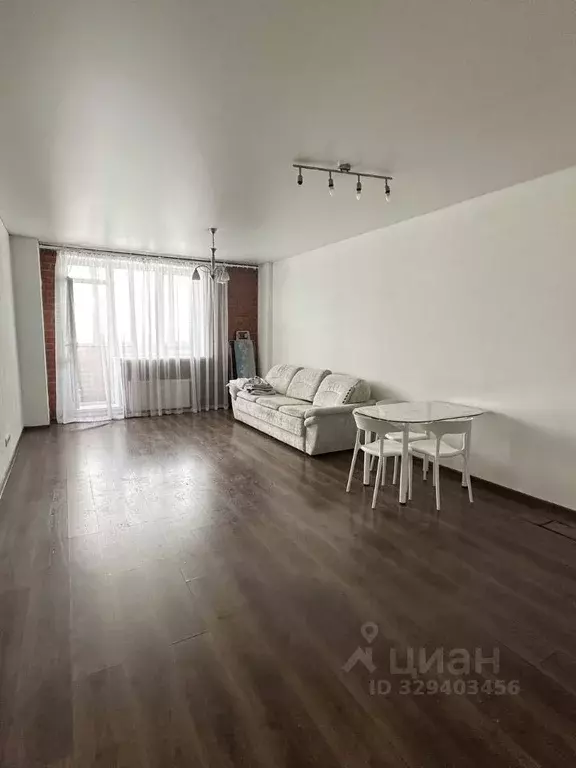 1-к кв. Челябинская область, Челябинск ул. Бейвеля, 14 (64.4 м) - Фото 1