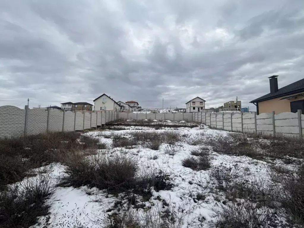 Участок в Крым, Бахчисарайский район, Почтовское с/пос, с. Приятное ... - Фото 1