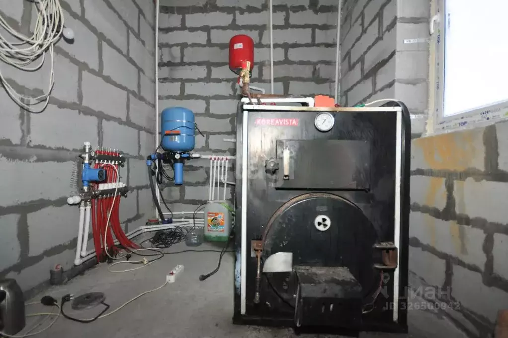 Дом в Сахалинская область, Южно-Сахалинск пер. Спутник-3, 5 (177 м) - Фото 2