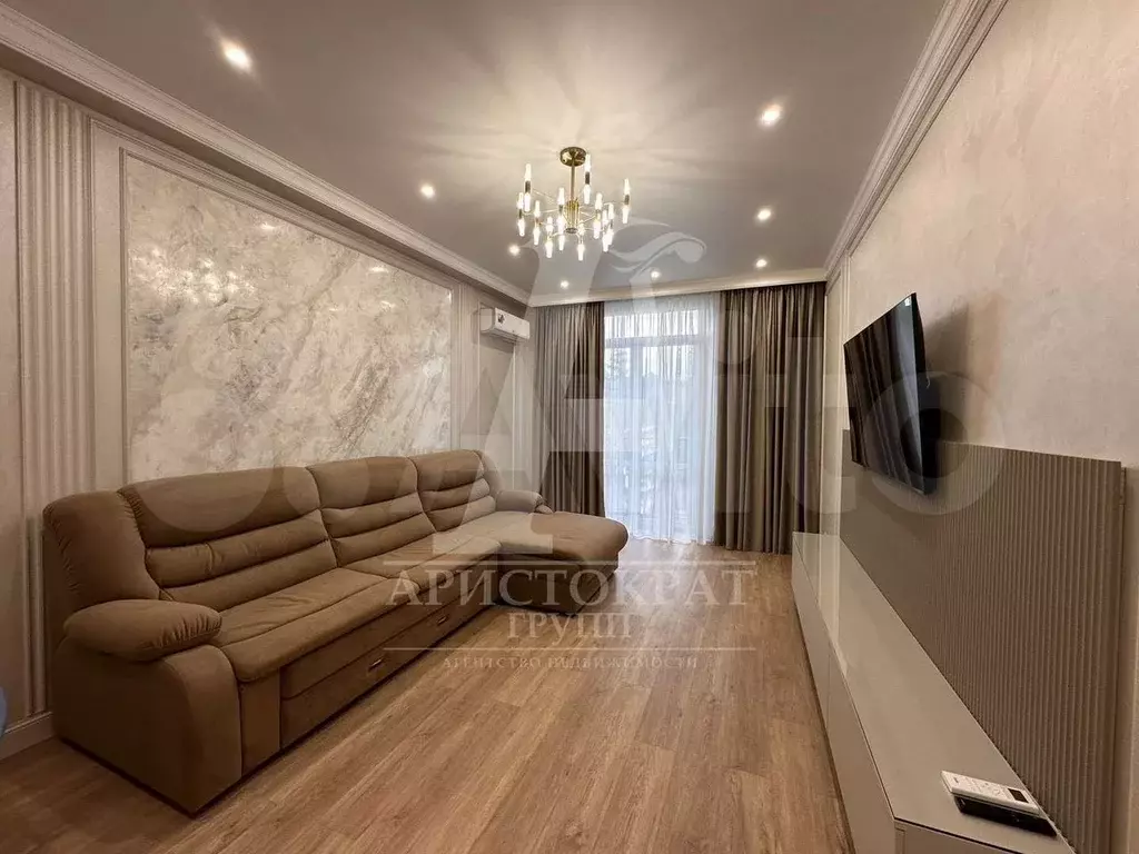 2-к. квартира, 80 м, 6/10 эт. - Фото 1