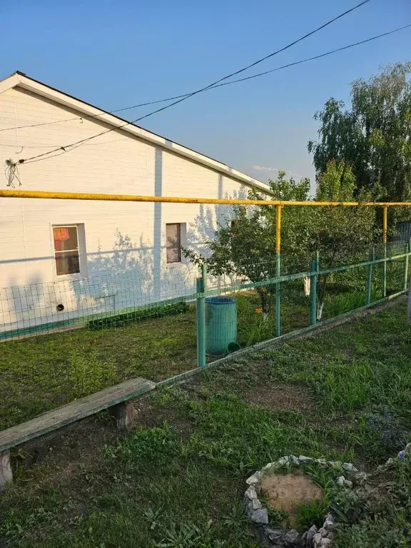 Дом в Самарская область, Ставропольский район, Васильевка с/пос, с. ... - Фото 1