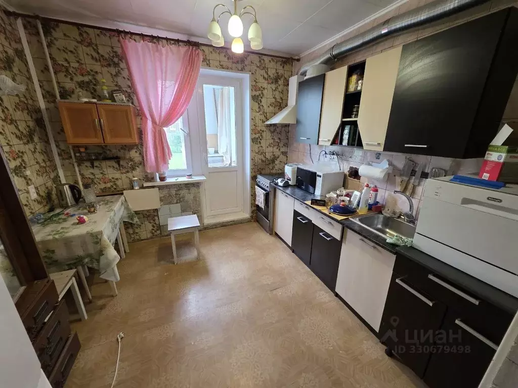 3-к кв. Ленинградская область, Кириши ул. Энергетиков, 34 (73.0 м) - Фото 1