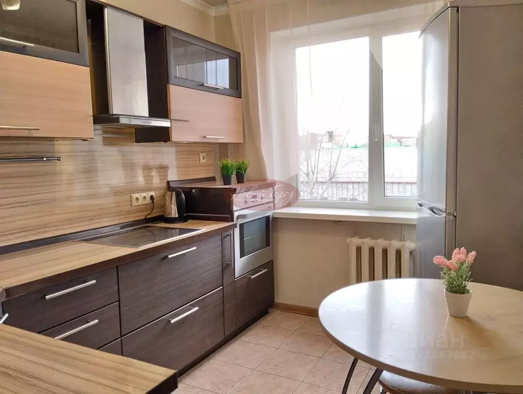 3-к кв. Тюменская область, Тюмень ул. Немцова, 39 (70.0 м) - Фото 0