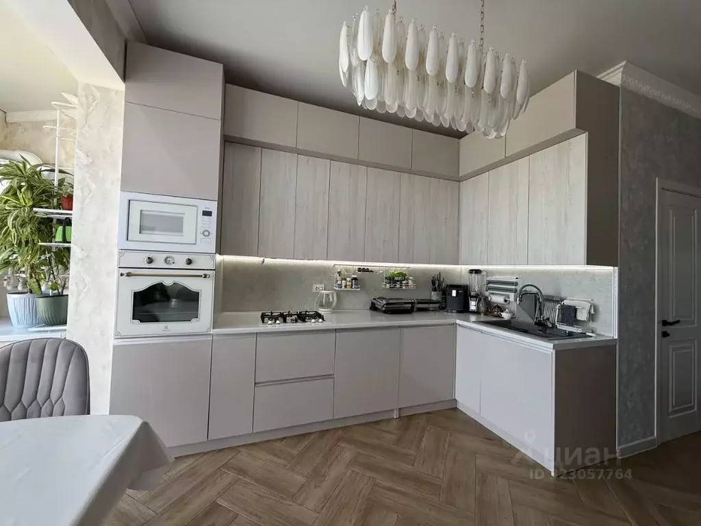 2-к кв. Дагестан, Каспийск ул. М. Халилова, 32 (78.0 м) - Фото 2