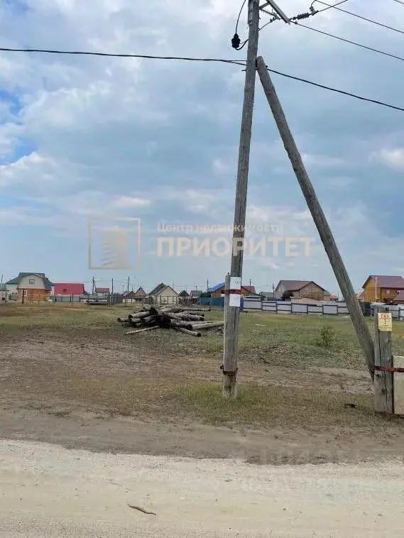 Участок в Саха (Якутия), Якутск городской округ, с. Хатассы ул. ... - Фото 0