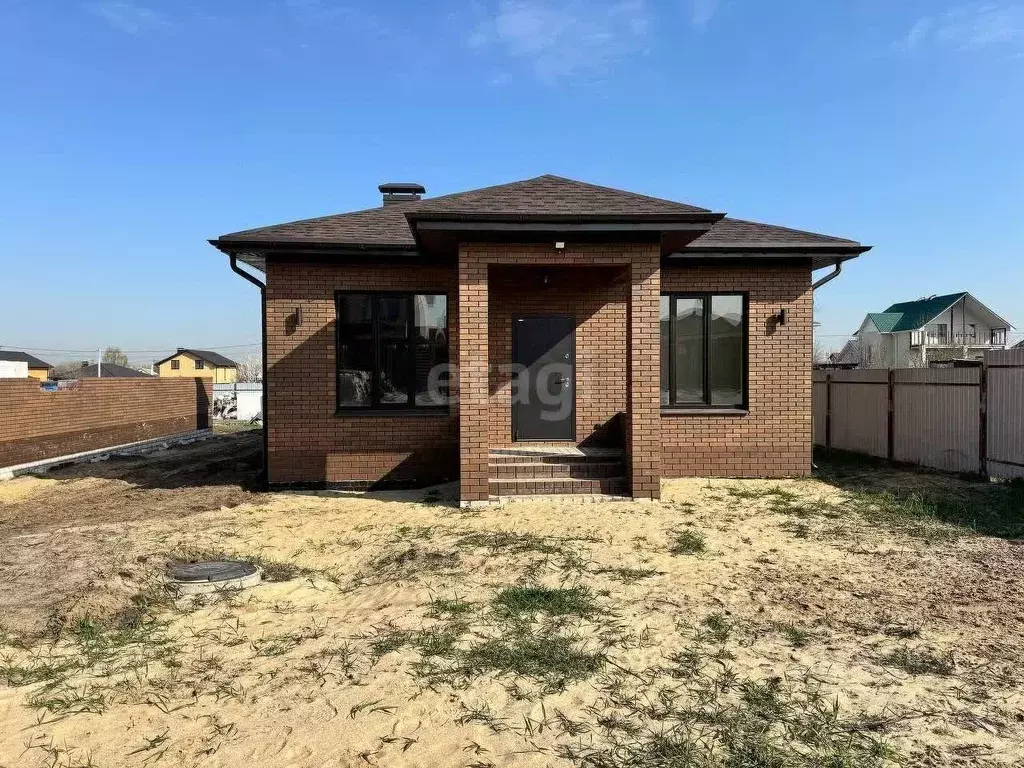 Дом в Воронежская область, Эртильский район, с. Александровка ... - Фото 1